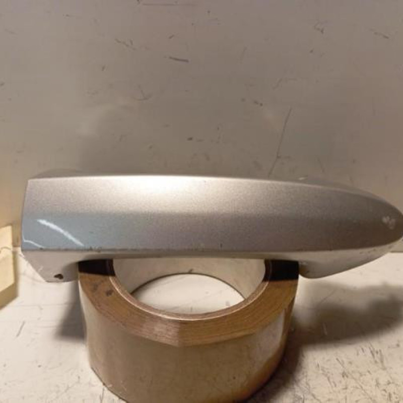 Poignee porte avant gauche FORD B-MAX Poignee porte avant gauche FORD B-MAX