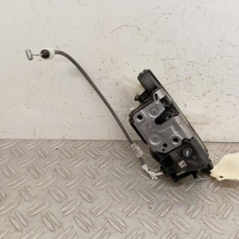 Serrure avant gauche TOYOTA PROACE 2 Serrure avant gauche TOYOTA PROACE 2