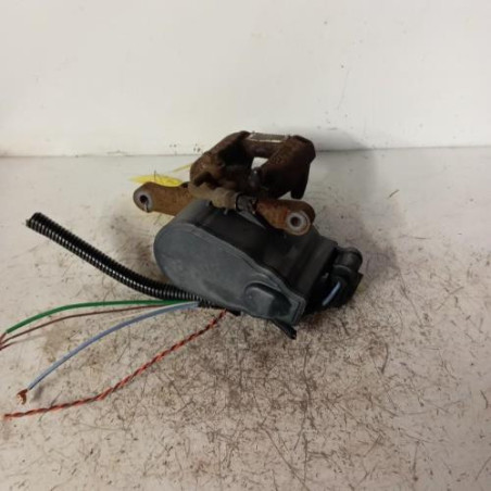 Etrier arriere gauche (freinage) PEUGEOT 308 2 SW