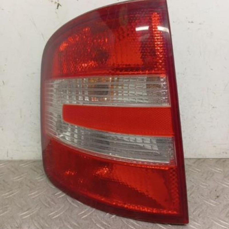 Feu arriere principal gauche (feux) SKODA FABIA 1