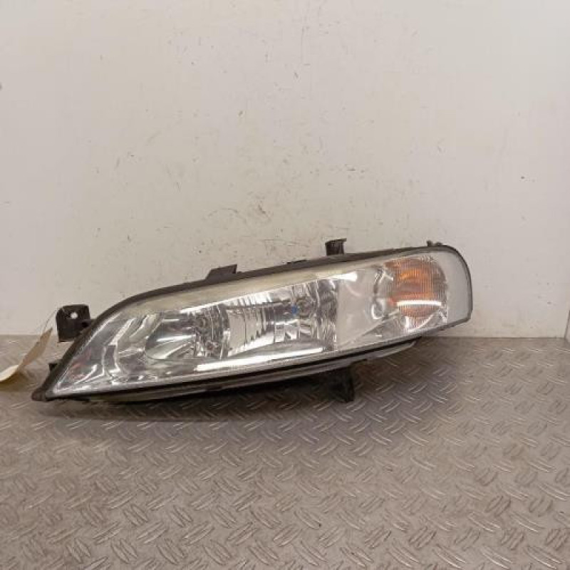 Optique avant principal gauche (feux)(phare) OPEL VECTRA B