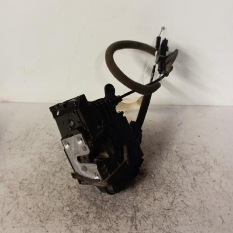 Serrure arriere droit RENAULT CLIO 4 Serrure arriere droit RENAULT CLIO 4
