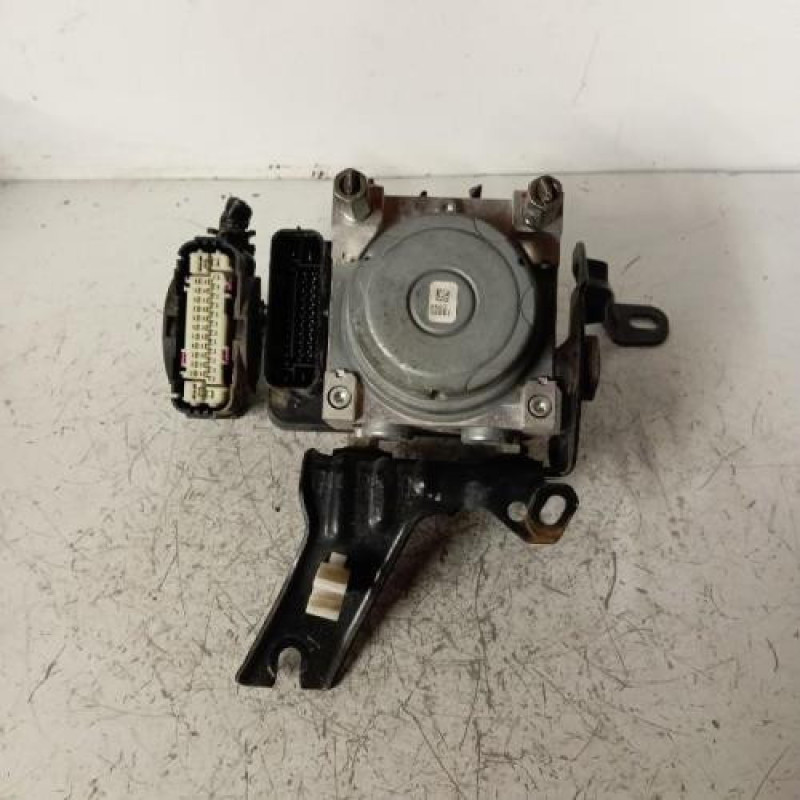 Bloc ABS (freins anti-blocage) SUZUKI BALENO 2 Bloc ABS (freins anti-blocage) SUZUKI BALENO 2