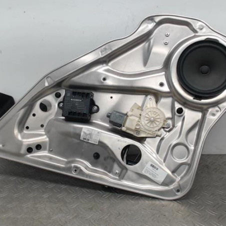 Leve vitre electrique arriere droit MERCEDES CLASSE C 204 Photo n°1