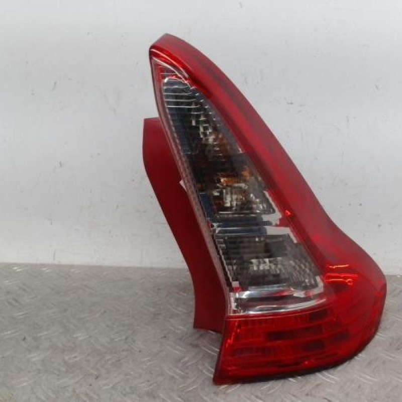Feu arriere principal droit (feux) CITROEN C4 1 Feu arriere principal droit (feux) CITROEN C4 1