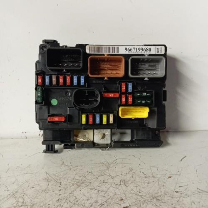 Boitier servitude moteur (BSM) CITROEN C3 1 Boitier servitude moteur (BSM) CITROEN C3 1
