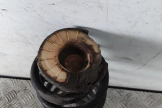 Ressort de suspension arriere gauche PEUGEOT 5008 1