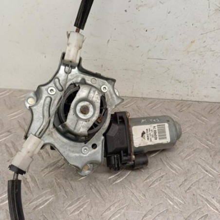 Leve vitre electrique avant droit RENAULT CLIO 2 Photo n°1