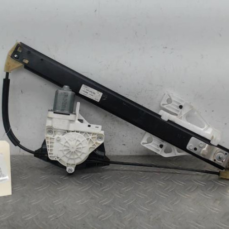Leve vitre electrique arriere droit AUDI Q3 1 Photo n°1