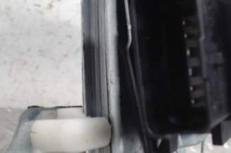 Leve vitre electrique arriere gauche CITROEN C5 2 Photo n°3