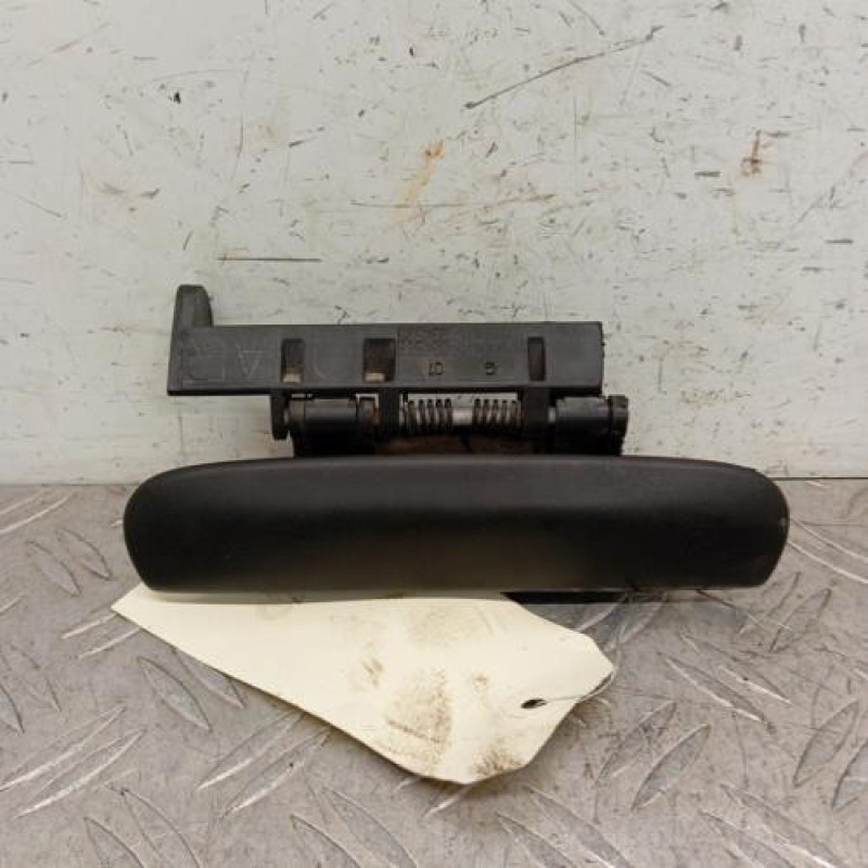 Poignee porte arriere droit CITROEN XSARA Poignee porte arriere droit CITROEN XSARA