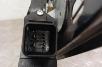 Leve vitre electrique avant droit OPEL ASTRA J Photo n°4