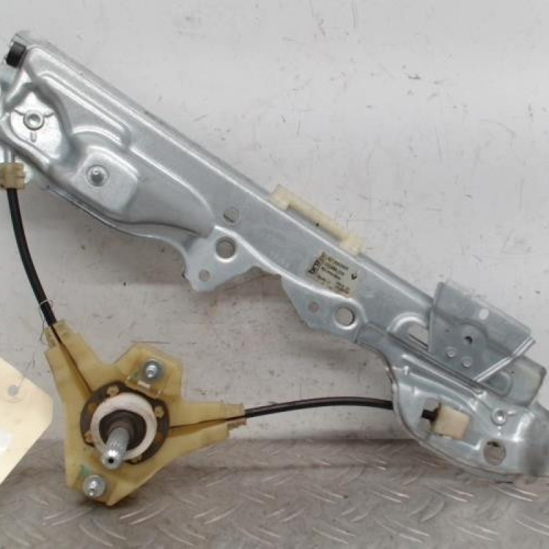 Leve vitre mecanique arriere droit RENAULT MEGANE 4