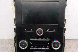 Ecran GPS RENAULT MEGANE 4 Photo n°1