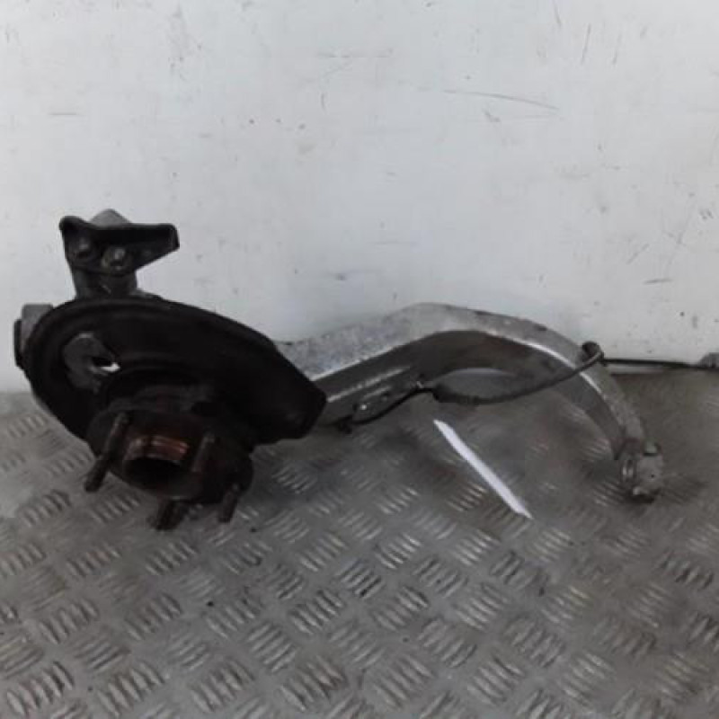 Moyeu avant droit NISSAN 350 Z Moyeu avant droit NISSAN 350 Z