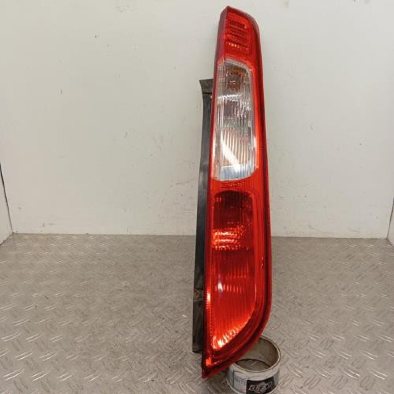Feu arriere principal droit (feux) FORD FOCUS 2
