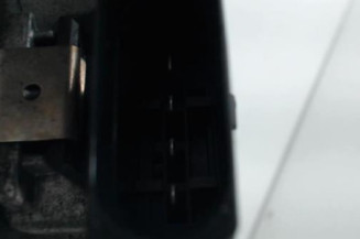 Moteur essuie glace avant VOLKSWAGEN TOURAN 3 Photo n°3