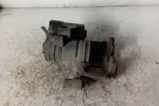 Etrier arriere droit (freinage) VOLKSWAGEN TOURAN 3
