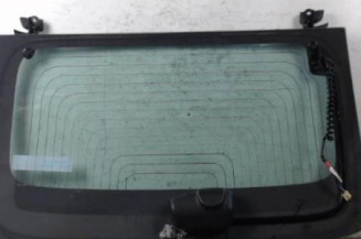 Lunette arriere PEUGEOT 107