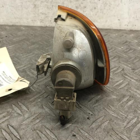 Optique avant secondaire droit (feux)(clignotant) VOLKSWAGEN CADDY 2
