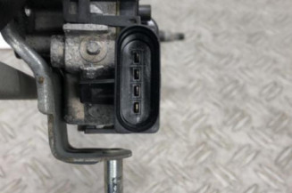 Moteur essuie glace avant VOLKSWAGEN POLO 5 Photo n°3