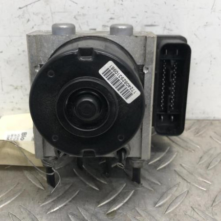 Bloc ABS (freins anti-blocage) VOLKSWAGEN JETTA 3
