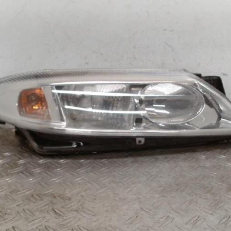 Optique avant principal droit (feux)(phare) RENAULT LAGUNA 2