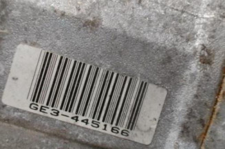 Compresseur clim BMW SERIE 1 F20 Photo n°1