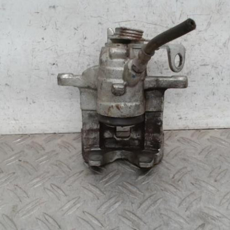 Etrier arriere droit (freinage) RENAULT TRAFIC 3 COURT