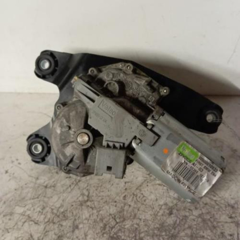 Moteur essuie glace arriere BMW X1 E84 Moteur essuie glace arriere BMW X1 E84
