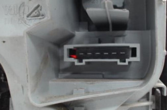 Feu arriere principal droit (feux) VOLKSWAGEN FOX Photo n°3