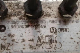 Bloc ABS (freins anti-blocage) VOLKSWAGEN FOX Photo n°1