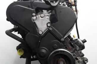 Moteur PEUGEOT 607 Photo n°3