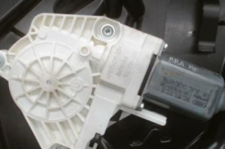 Leve vitre electrique avant droit VOLKSWAGEN TOUAREG 2 Photo n°4