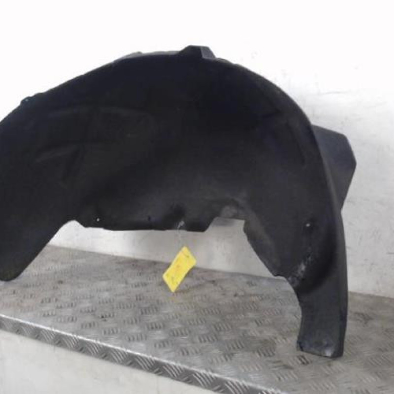 Pare boue arriere droit VOLKSWAGEN TOUAREG 2