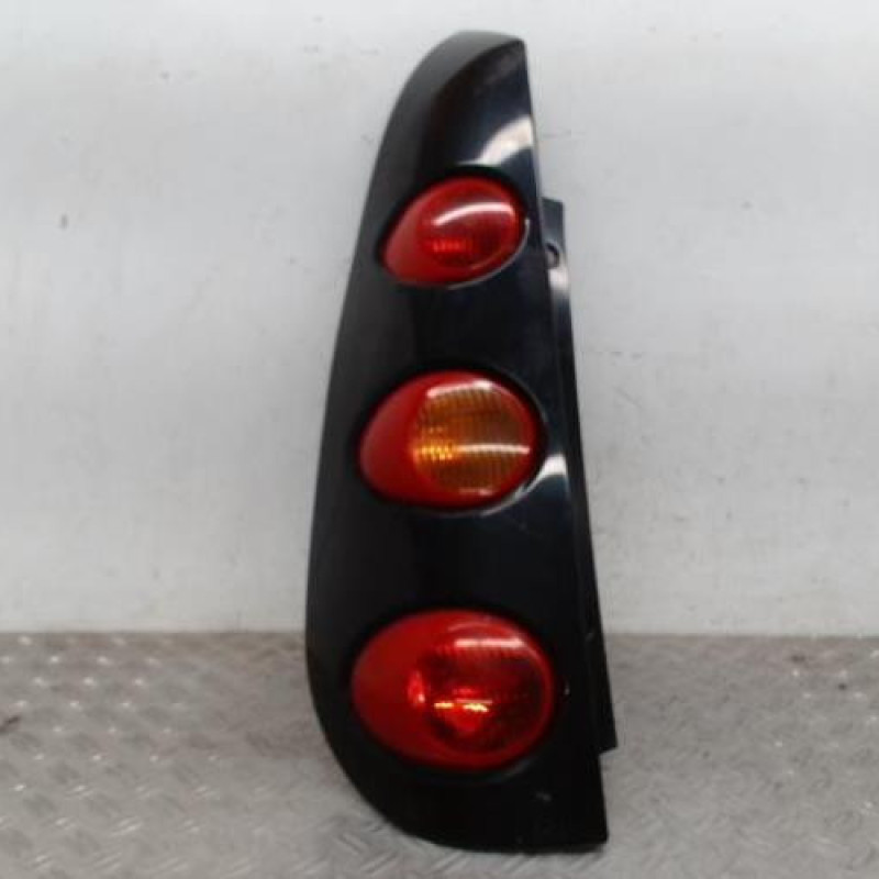 Feu arriere principal gauche (feux) SMART FORFOUR 1