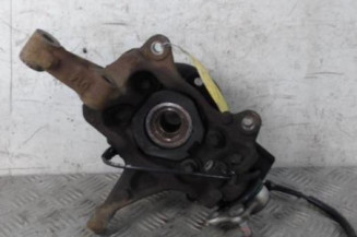 Moyeu avant gauche RENAULT TRAFIC 3 COURT