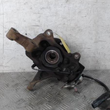 Moyeu avant gauche RENAULT TRAFIC 3 COURT