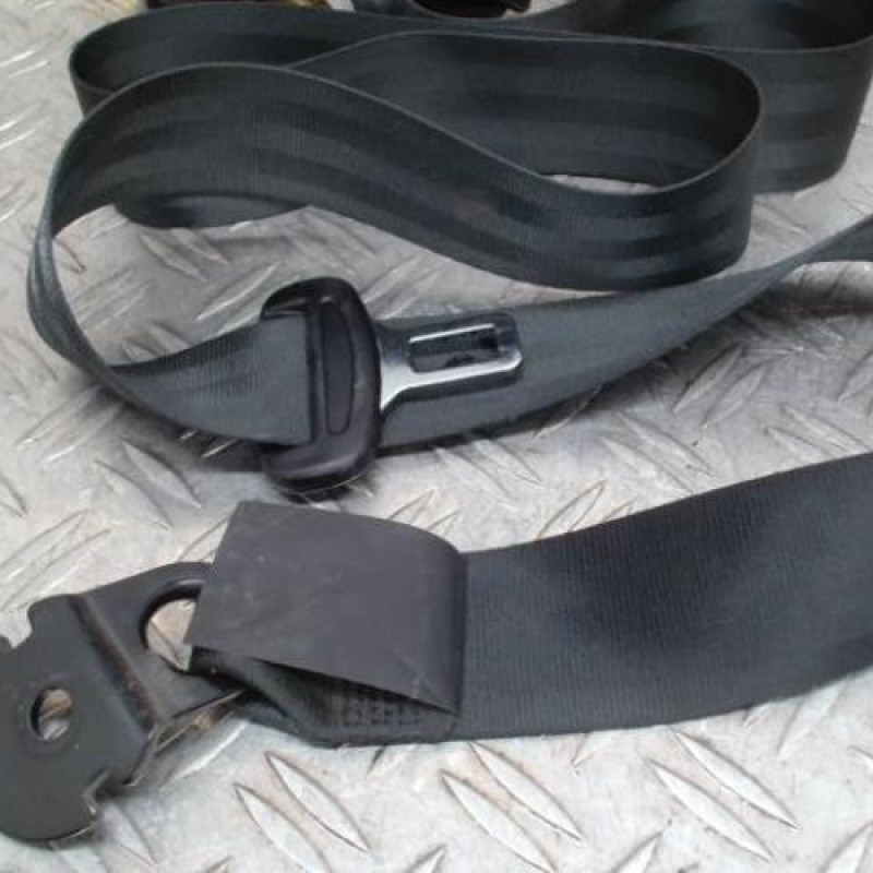 Ceinture avant droit RENAULT TRAFIC 3 COURT