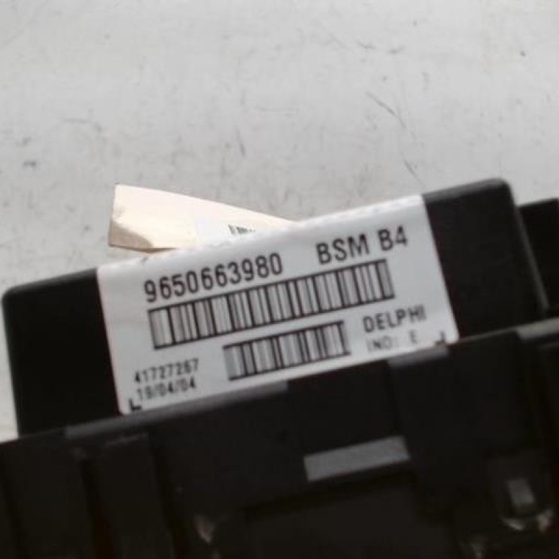 Boitier servitude moteur (BSM) PEUGEOT 206 Boitier servitude moteur (BSM) PEUGEOT 206