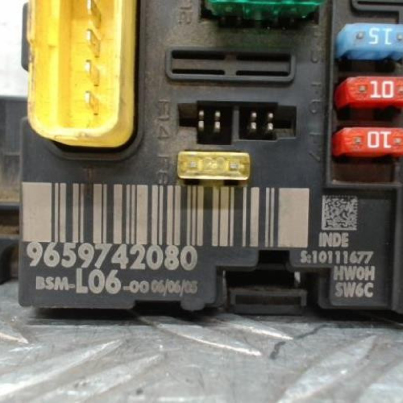 Boitier servitude moteur (BSM) PEUGEOT 307 Boitier servitude moteur (BSM) PEUGEOT 307