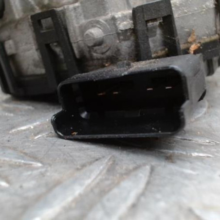Moteur essuie glace avant RENAULT TWINGO 2