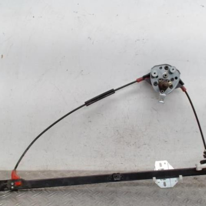 Leve vitre mecanique avant droit VOLKSWAGEN TRANSPORTER 4