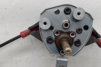 Leve vitre mecanique avant droit VOLKSWAGEN TRANSPORTER 4