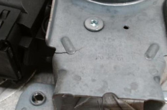 Leve vitre electrique avant gauche NISSAN NOTE 1 Photo n°1