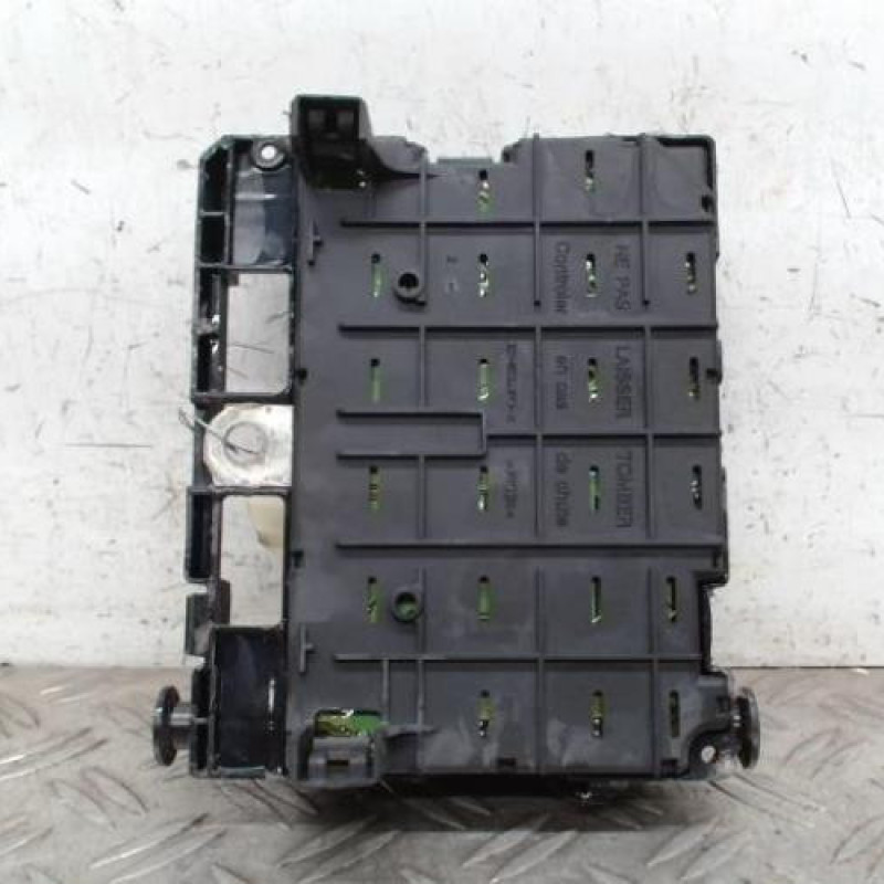 Boitier servitude moteur (BSM) PEUGEOT 206 Boitier servitude moteur (BSM) PEUGEOT 206