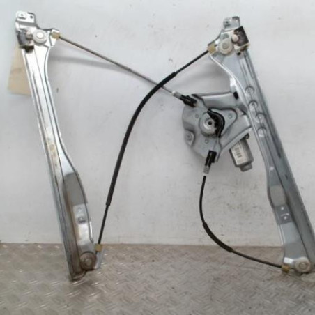 Leve vitre electrique avant droit RENAULT CLIO 3 Photo n°1