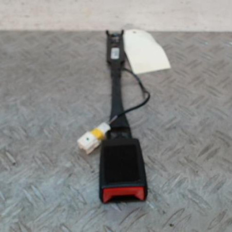 Attache ceinture avant droit PEUGEOT 3008 1