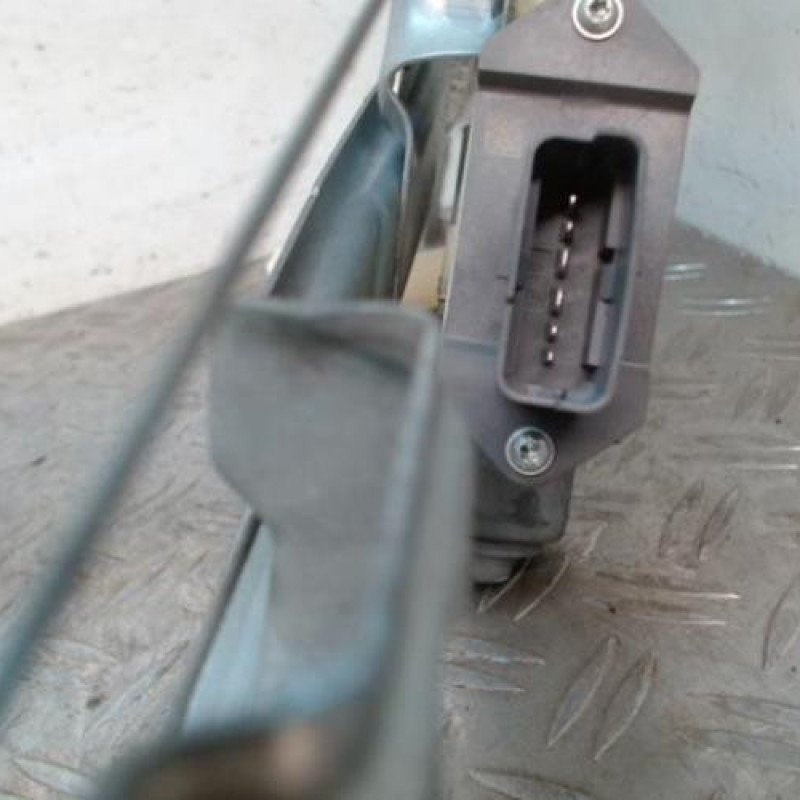 Leve vitre electrique avant gauche PEUGEOT 3008 1