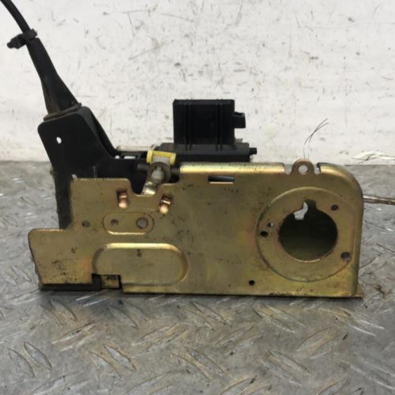Serrure avant droit FORD TRANSIT 3 Serrure avant droit FORD TRANSIT 3